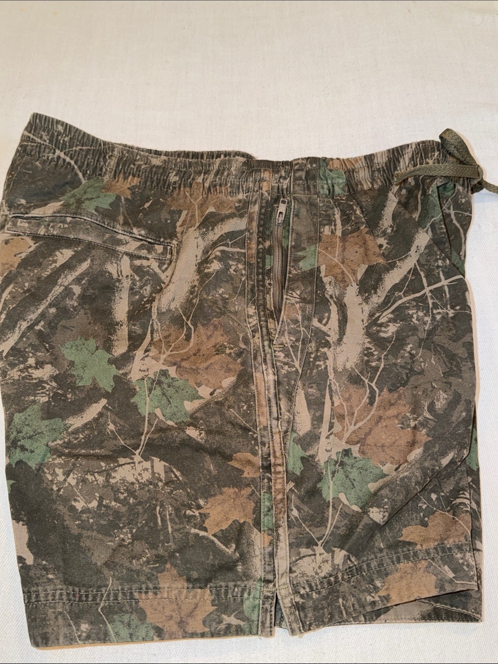 T0308105 Abercrombie & Fitch Olive Green Camo Drawstring Shorts SZ L - Picture 8 of 8